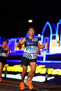 BIB: 40172
                            <button type="button" onclick="openModal(22833068)" class="btn btn-primary btn-sm float-right btn-popup" data-toggle="modal" data-target=".modal-high-quality">
                        <i class="fas fa-shopping-cart"></i> Add to Cart
                    </button>
                                            <button type="button" onclick="isThisMe(22833068, true)" class="btn btn-success btn-sm float-right btn-popup btn-isme hidden" data-toggle="tooltip" data-placement="bottom" title="นี่คือรูปของคุณใช่ไหม คลิกที่นี่เพื่อเอาเข้าอัลบั้ม">
                        <i class="fas fa-plus"></i> Add to album
                    </button>
                    <button type="button" onclick="isThisMe(22833068, false)" class="btn btn-warning btn-sm float-right btn-popup btn-isnotme hidden">
                        <i class="fas fa-ban"></i> Remove from album
                    </button>